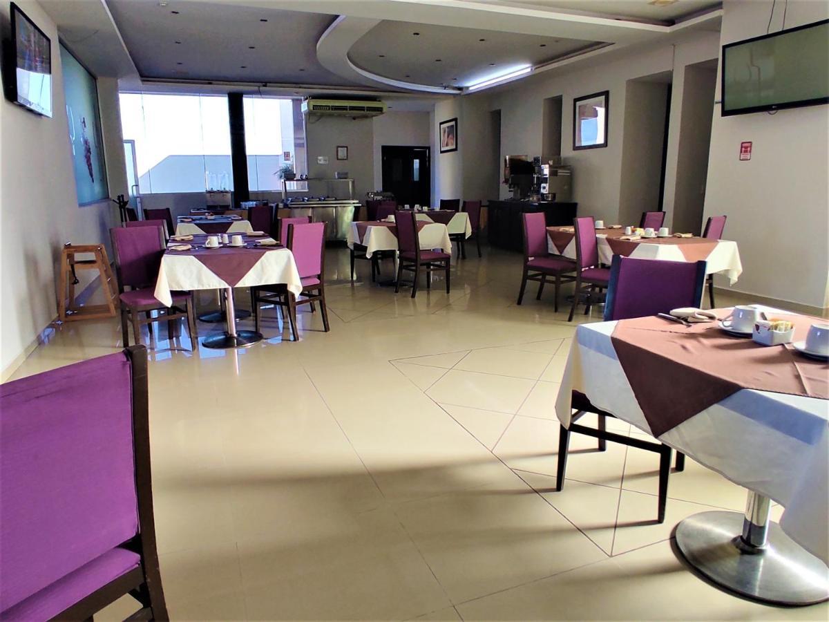 Hotel Oasis Heroica Caborca Extérieur photo
