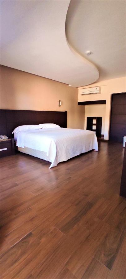 Hotel Oasis Heroica Caborca Extérieur photo